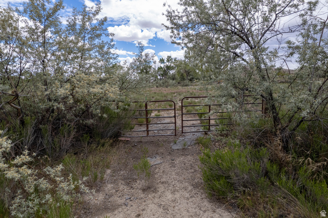 Price, UT 84501 — photo 3