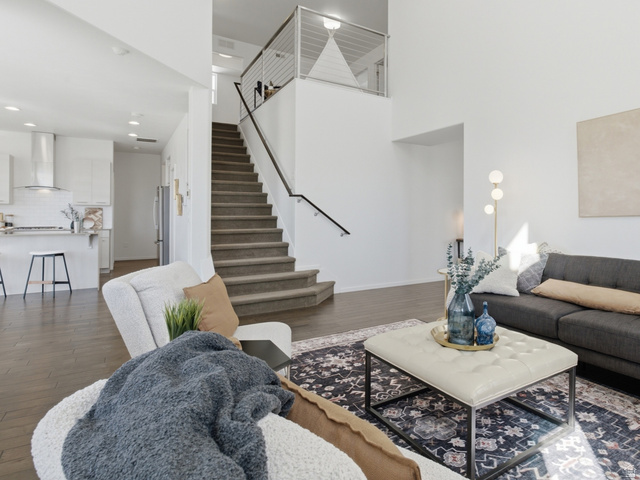 5039  Ambermont Dr
                     MLS #2165716