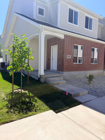 785 N Pheasantbrook Cir #3a
                     MLS #2165769