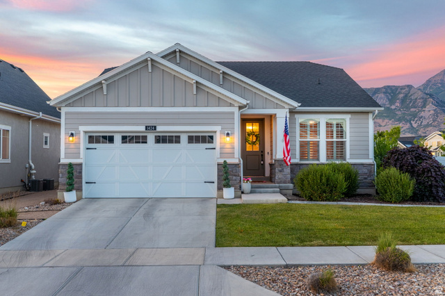1424 W Foxtail Way
                     MLS #2165856