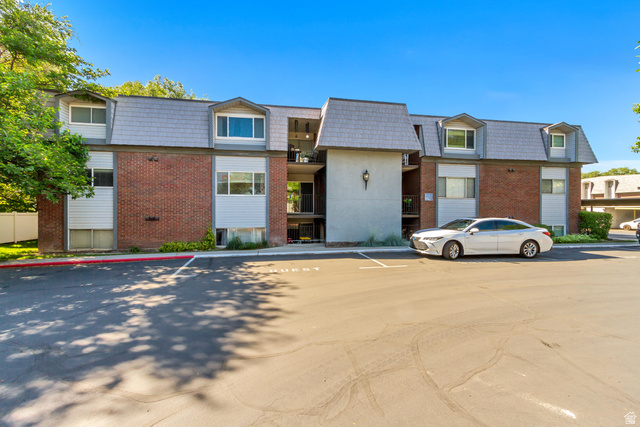 1653 N Hickory Ln
                     MLS #2165875