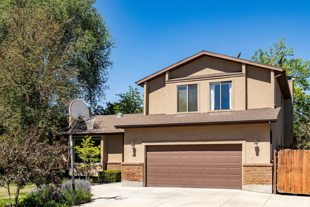 8158 S Andorra Ln
                     MLS #2165904