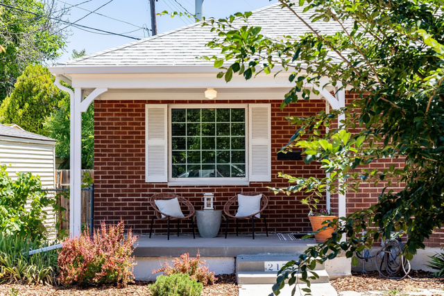 2173 S Nowell Cir
                     MLS #2165919