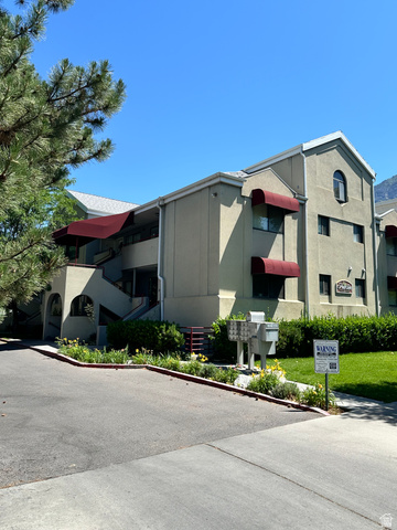 541 E 500 N #9
                     MLS #2165948
