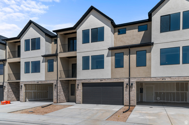571 E Levengrove Dr #1162
                     MLS #2165971