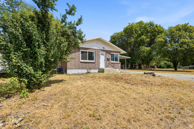 397 S Tremont St, Tremonton, UT 84337 — photo 3
