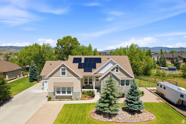 460  Scenic Rd
                     MLS #2166044