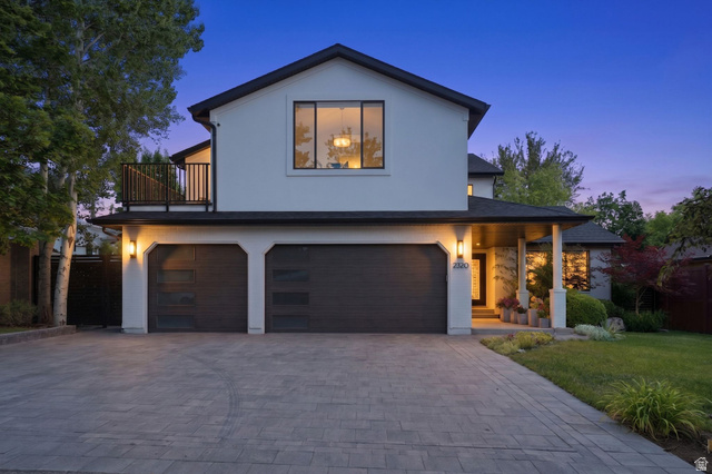 2320 E Caprice Ct
                     MLS #2166130