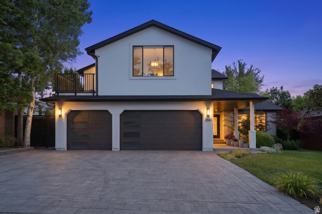 2320 E Caprice Ct
                     MLS #2166130