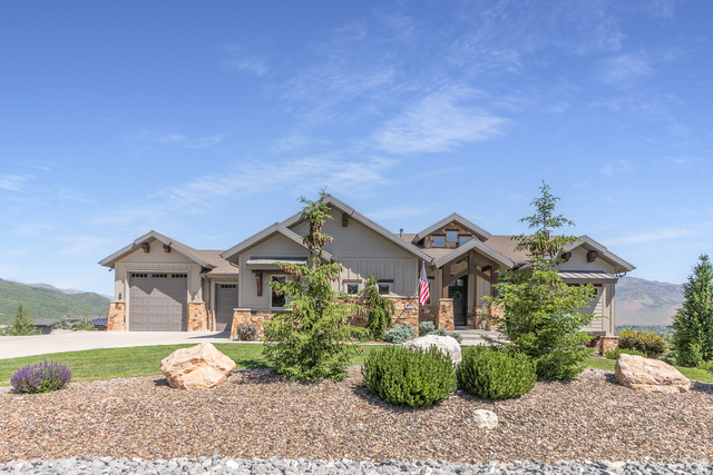 6226 E Hawks Ln
                     MLS #2166202