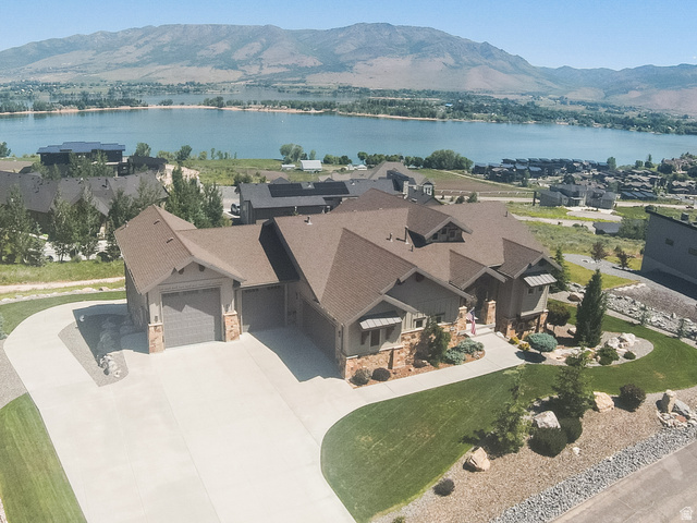 6226 E Hawks Ln
                     MLS #2166202