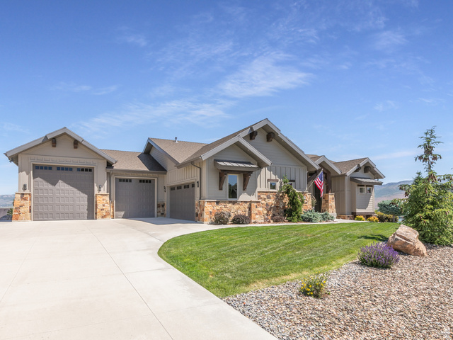 6226 E Hawks Ln
                     MLS #2166202