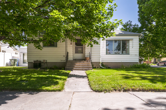 Main photo for 508 N 11th Ave