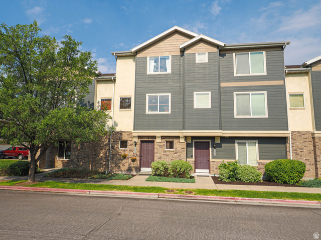 8292 S Bellingham Dr
                     MLS #2166227