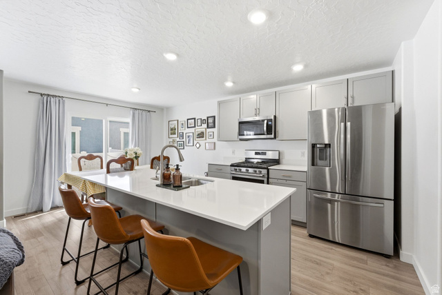 1113 E Jack Dr
                     MLS #2166299