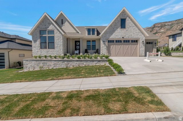1123 E 200 S
                     MLS #2166377