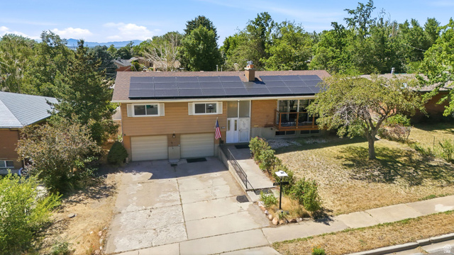 1045  Peach Dr
                     MLS #2166444