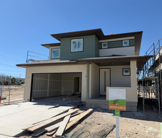 259 W Fushion Ln #123
                     MLS #2166516