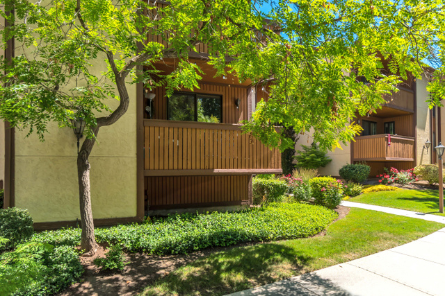 6859 S Countrywoods Cir #e17
                     MLS #2166567