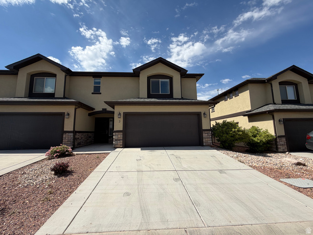 1549 N Northfield Rd #3
                     MLS #2166614