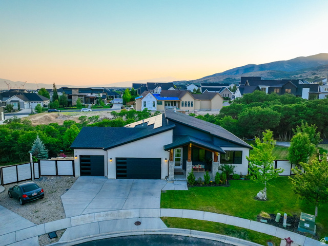 6319 W Sutherland Dr
                     MLS #2166645