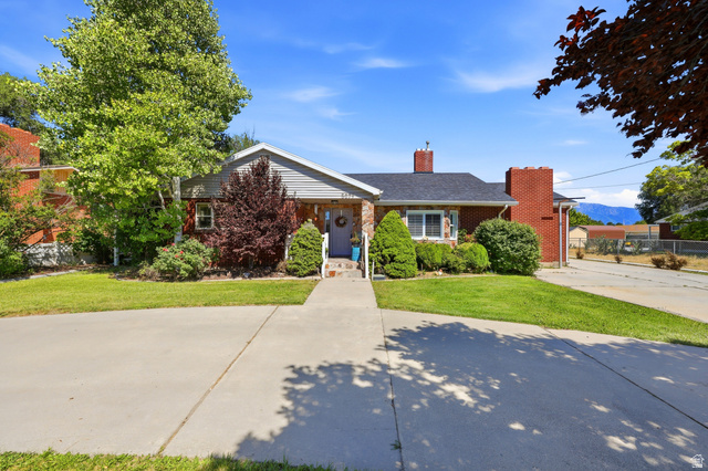 5079 S 2200 W
                     MLS #2166686