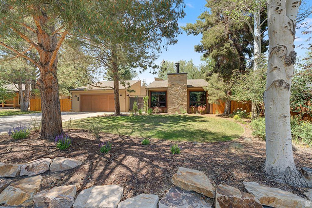 2435  Holiday Ranch Loop Rd
                     MLS #2166710