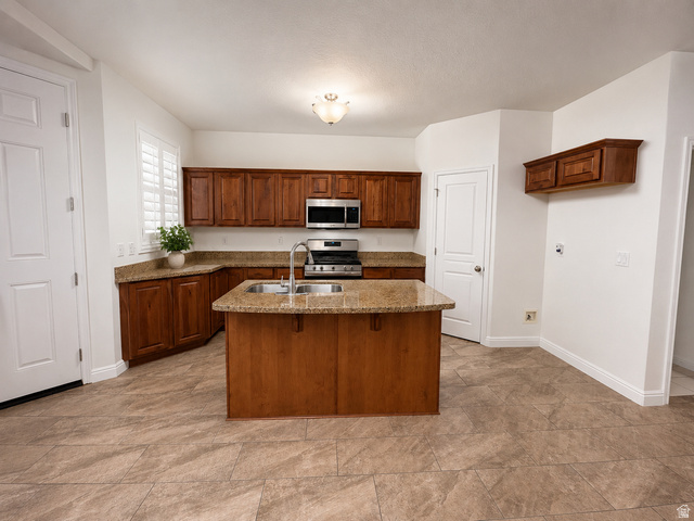 5421 W Brentford Ct, West Valley City, UT 84120 — photo 3