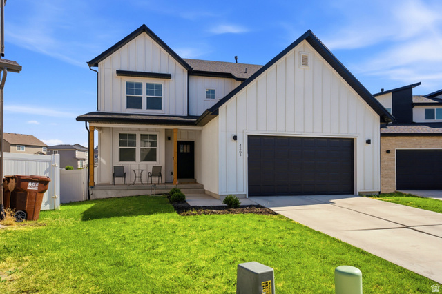 4261 E Center Point St
                     MLS #2166916