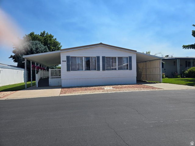 3800 S 1900 W #249, Roy UT 84067