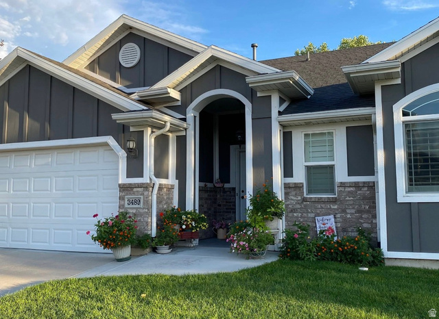 3489  Princeville Dr
                     MLS #2167024