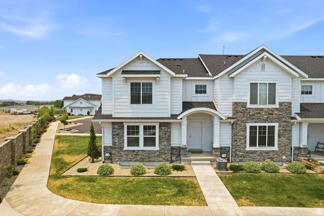 759 W 1180 S
                     MLS #2167165