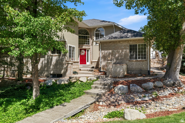 Main photo for 1927 E Bear Creek Dr