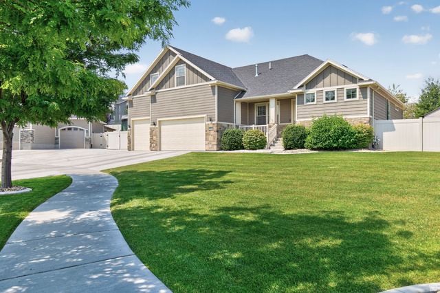 2673 S Ivy Cir
                     MLS #2167229