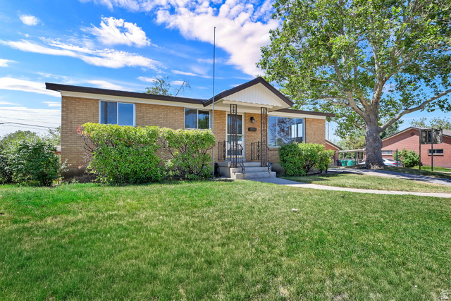 106 W 700 N
                     MLS #2167256