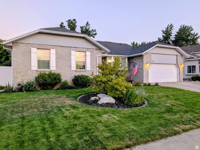 533 W 1850 N, Centerville UT 84014