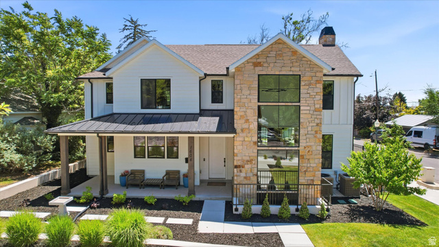 1604 E Sherman Ave
                     MLS #2167315