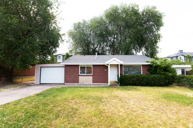 1504 N REID DR, Layton UT 84041