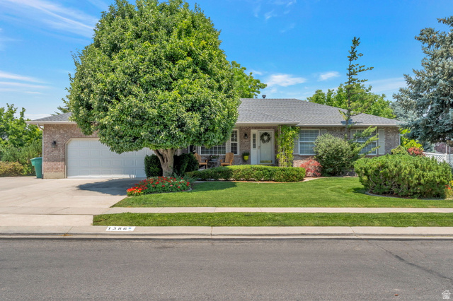 1386 W Bristol Ridge Rd
                     MLS #2167374