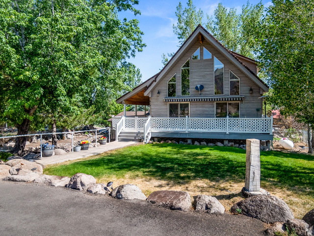 Main photo for 915 E Cedar Berry Ln