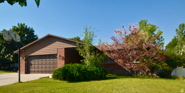 768  Crestview Dr
                     MLS #2167419