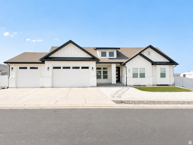 2993 E Lake Vista Dr
                     MLS #2167432