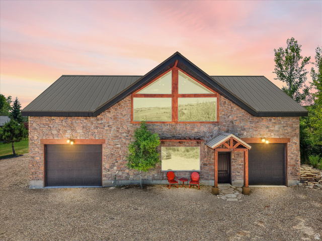 187 Lakeside Dr