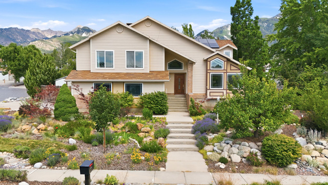10043 S Granite Ln
                     MLS #2167478