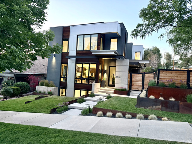 969 E 700 S, Salt Lake City UT 84102
