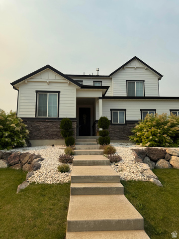 956 W 900 S
                     MLS #2167489