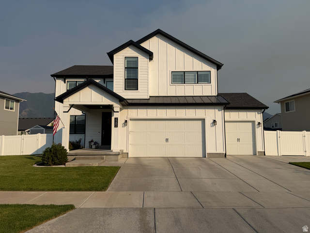 2285 W Sunrise Ranch Dr
                     MLS #2167547