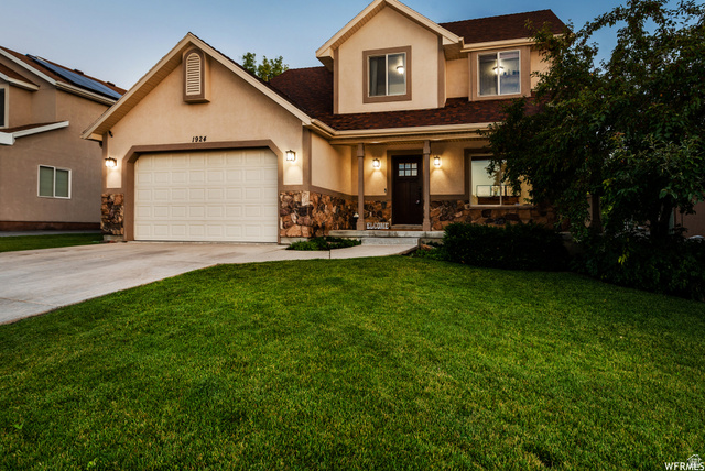1924 E Evergreen Ave
                     MLS #2167585