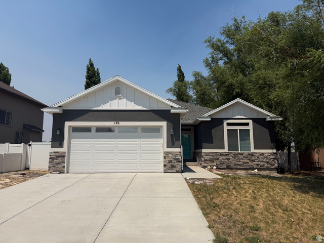 176 E Brookshire Dr
                     MLS #2167694