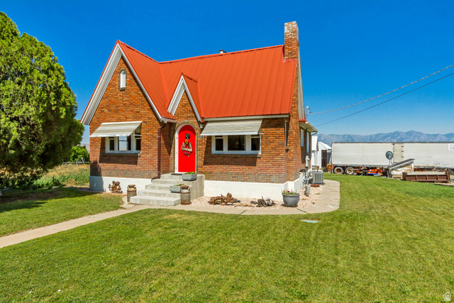 Main photo for 9074 N 11600 W
